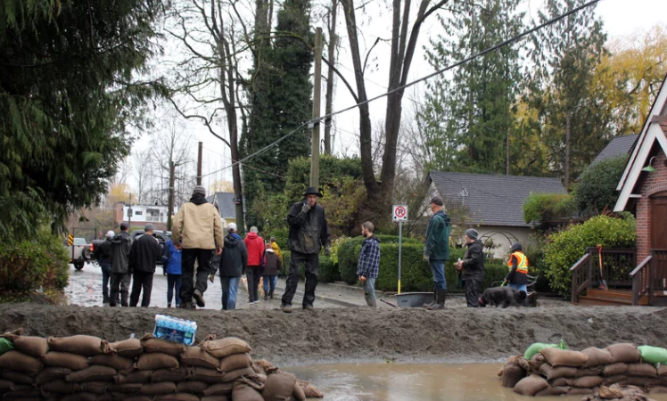 A church retreat came to the aid of Canada’s latest disaster survivors